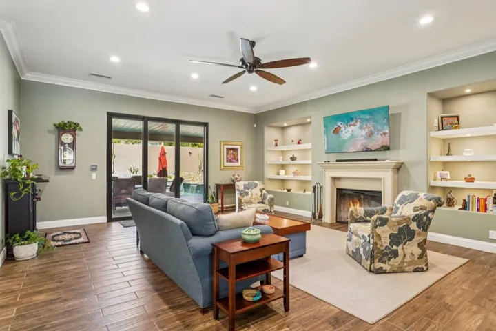 8-web-or-mls-Camino Pacifico-L0110-008