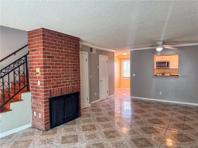 9019 Cedros Avenue 12, Panorama City, California 91402