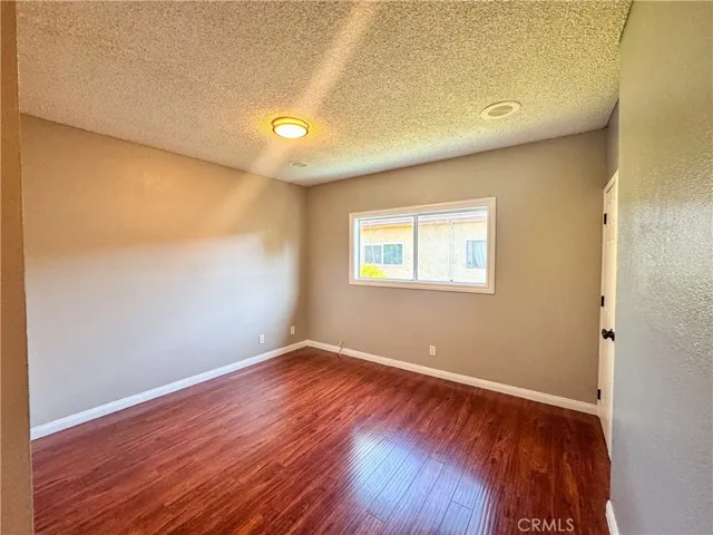 9019 Cedros Avenue 12, Panorama City, California 91402