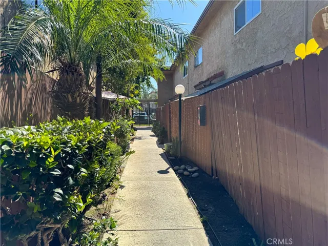 9019 Cedros Avenue 12, Panorama City, California 91402