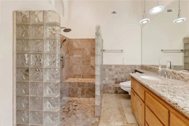 2446 Euclid Crescent E, Upland, California 91784