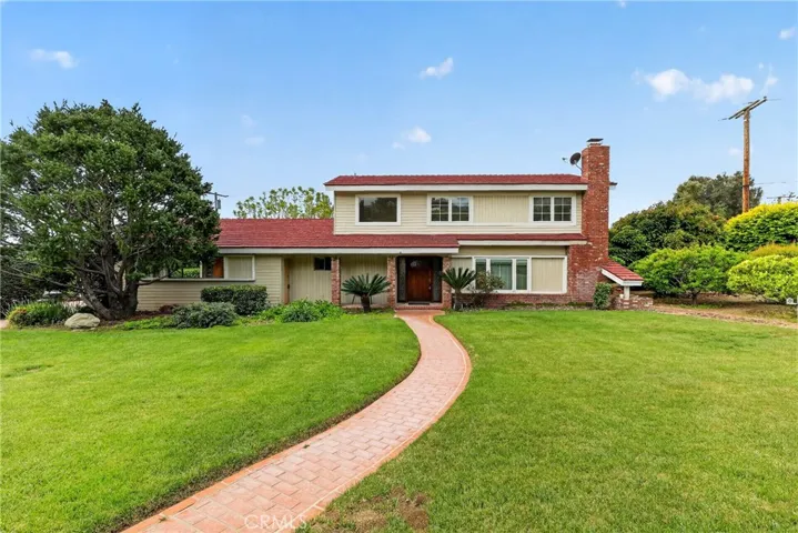2446 Euclid Crescent E, Upland, California 91784