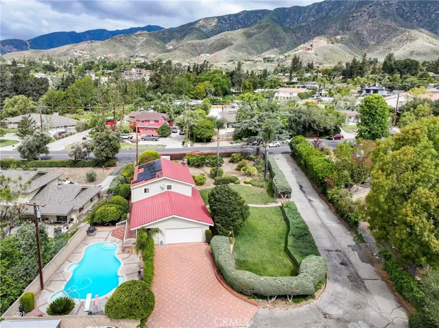 2446 Euclid Crescent E, Upland, California 91784