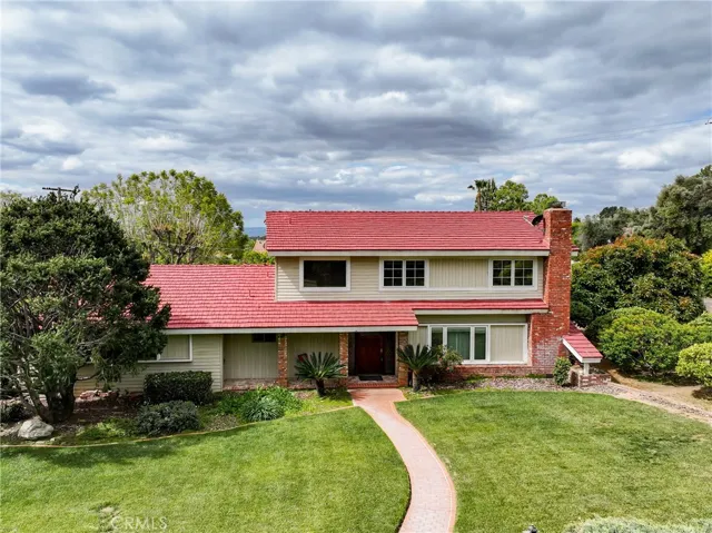 2446 Euclid Crescent E, Upland, California 91784