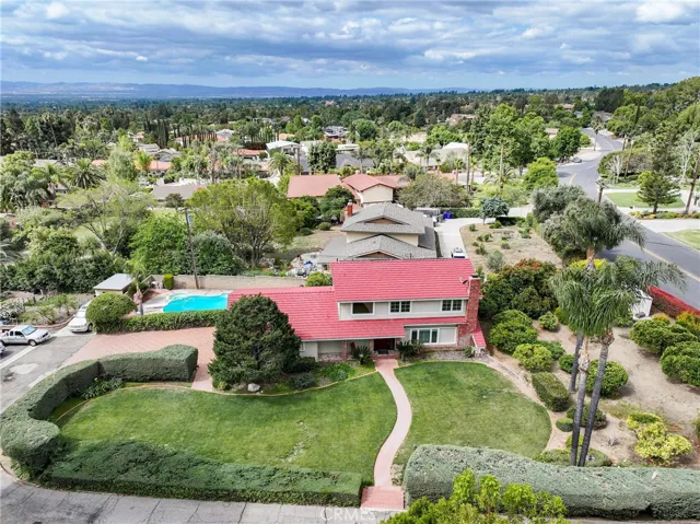 2446 Euclid Crescent E, Upland, California 91784