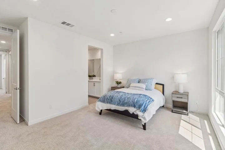 2572 Elderberry Lane, Carlsbad, California 92008