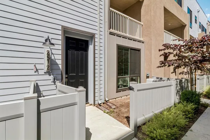 2572 Elderberry Lane, Carlsbad, California 92008