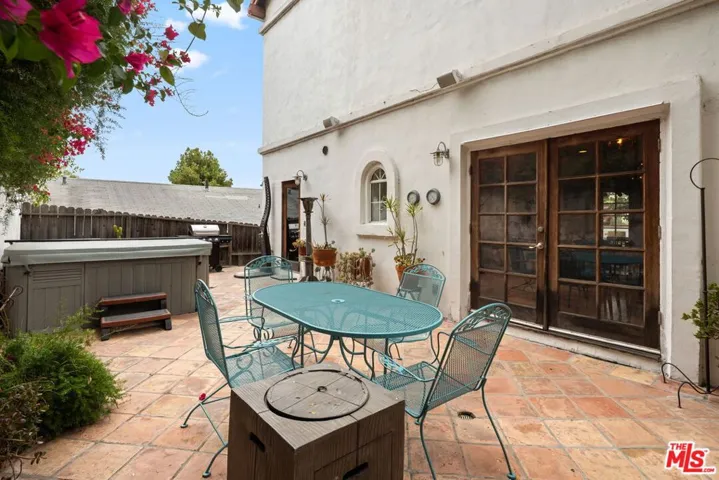 334 Crane Boulevard, Los Angeles, California 90065