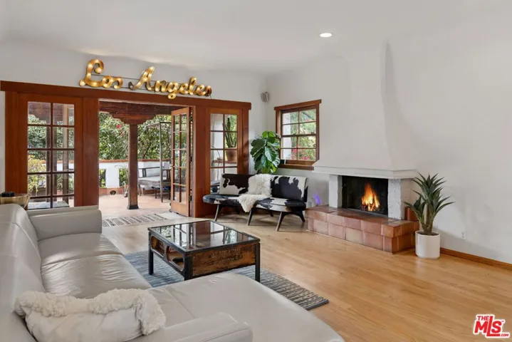 334 Crane Boulevard, Los Angeles, California 90065