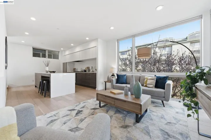857 W Grand Ave, Oakland, California 94607