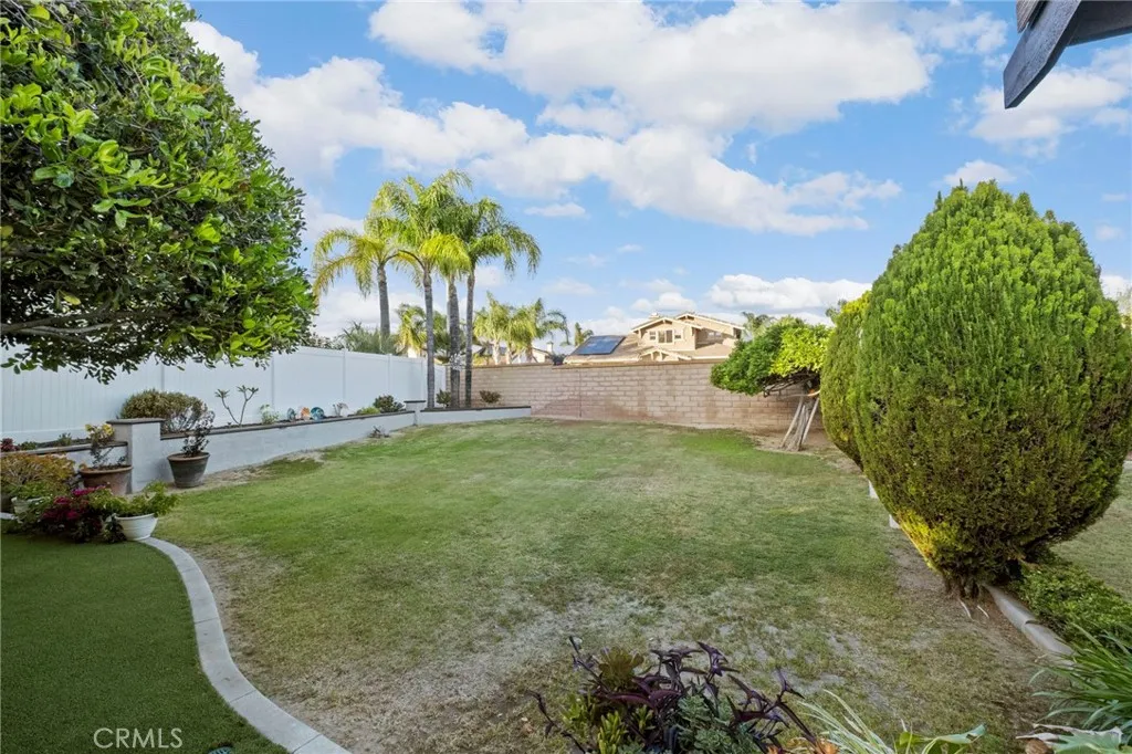 Beautiful, Spacious Yard with Plenty of Room for a Pool