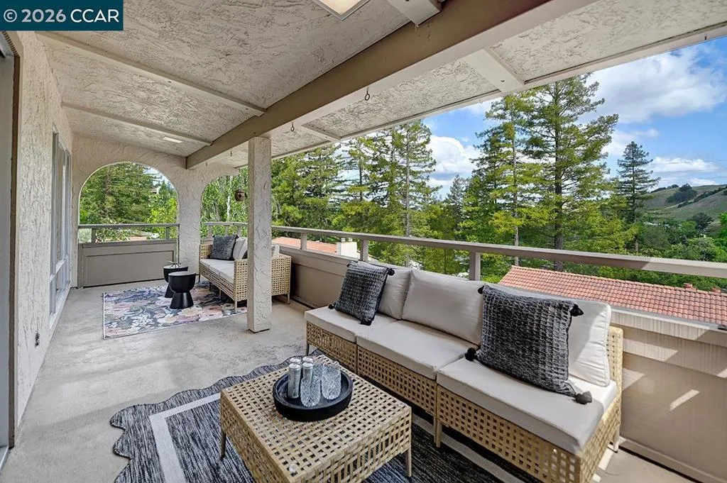 Large Deck