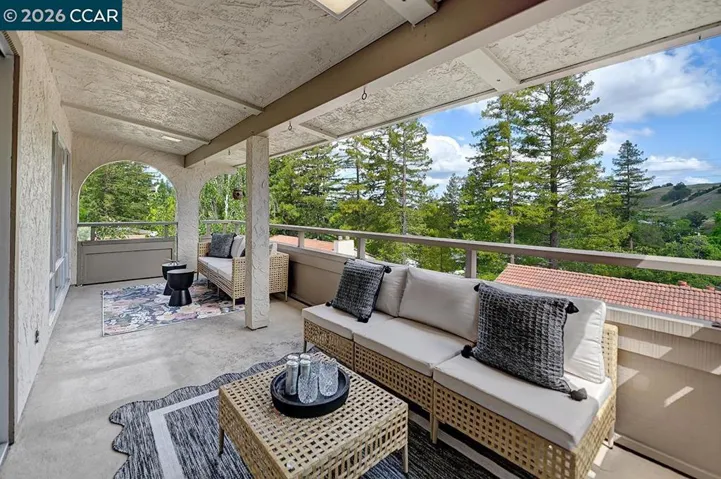 Large Deck