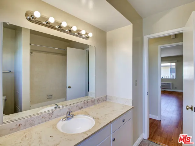 4439 Ocean View Boulevard, Montrose, California 91020