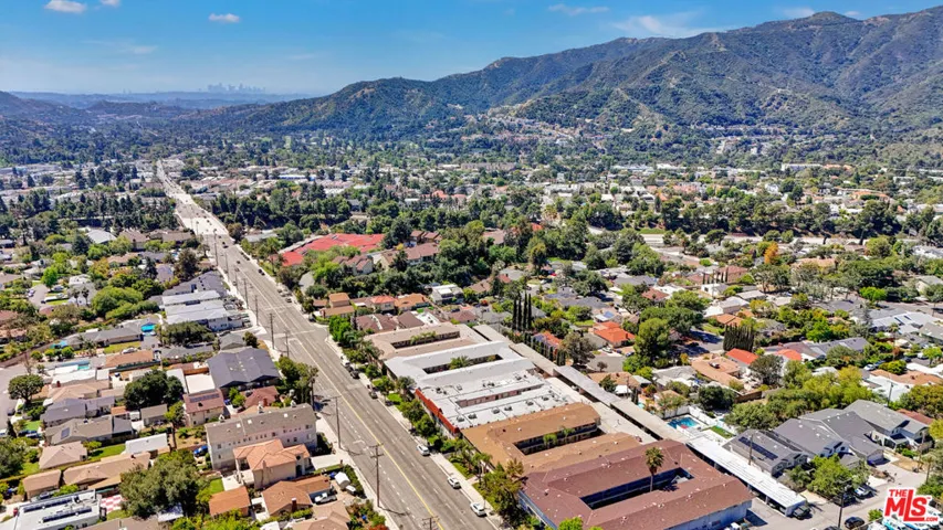 4439 Ocean View Boulevard, Montrose, California 91020