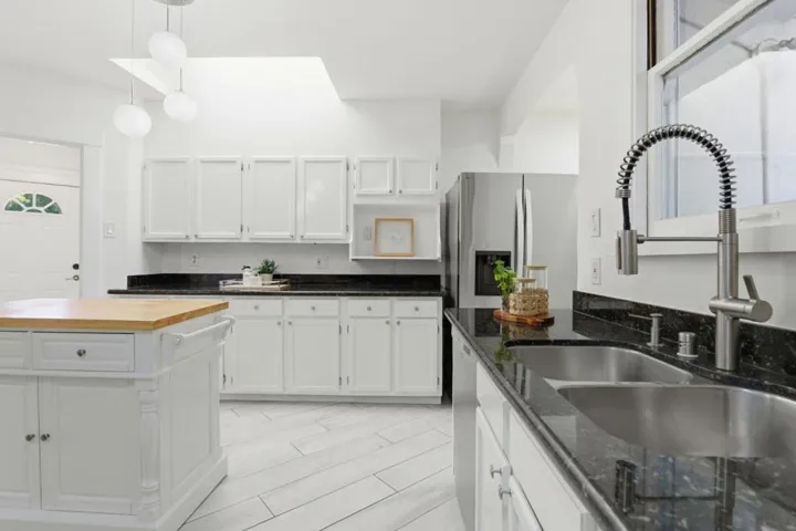 235 Middlefield Road, Palo Alto, California 94301