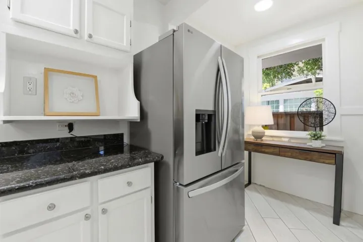 235 Middlefield Road, Palo Alto, California 94301