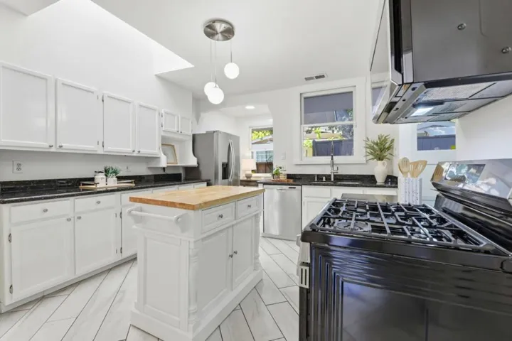 235 Middlefield Road, Palo Alto, California 94301