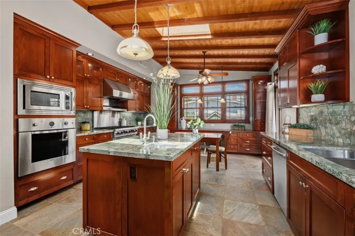13302 Chirping Sparrow, Tustin, California 92780