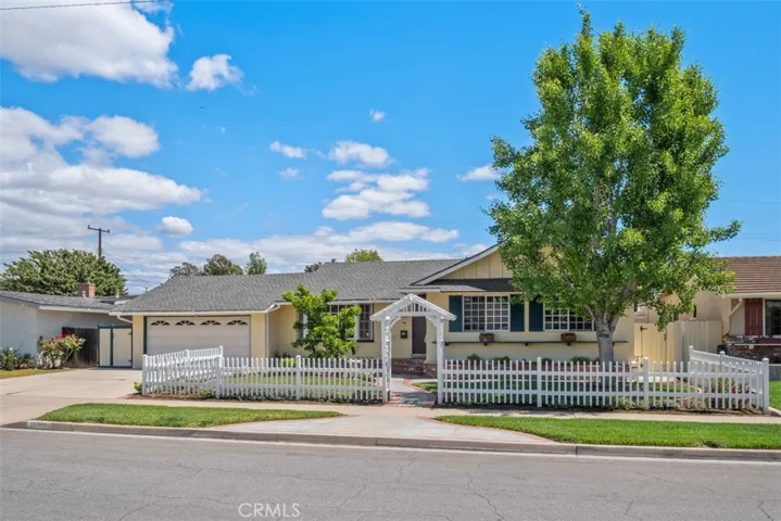 13302 Chirping Sparrow, Tustin, California 92780