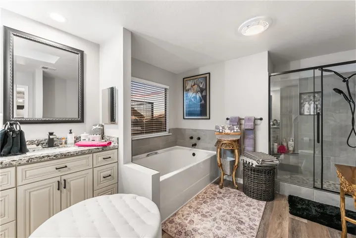 125 Lakeview Drive, Palmdale, California 93551