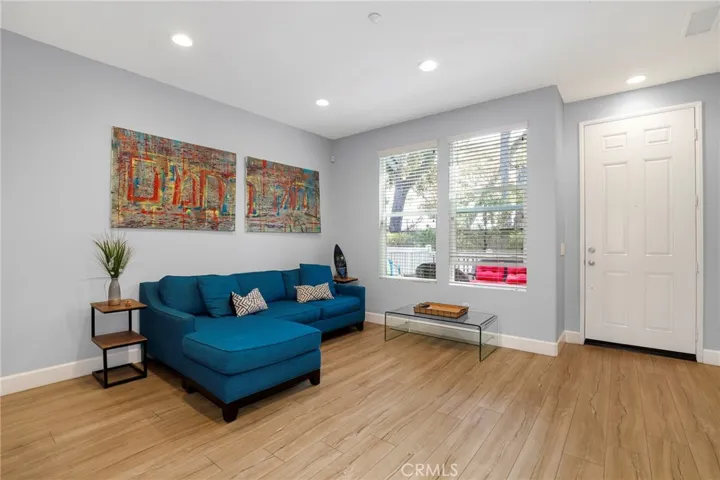 330 Harbor Breeze Drive, Port Hueneme, California 93041