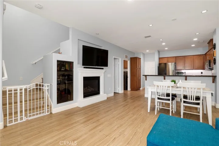 330 Harbor Breeze Drive, Port Hueneme, California 93041