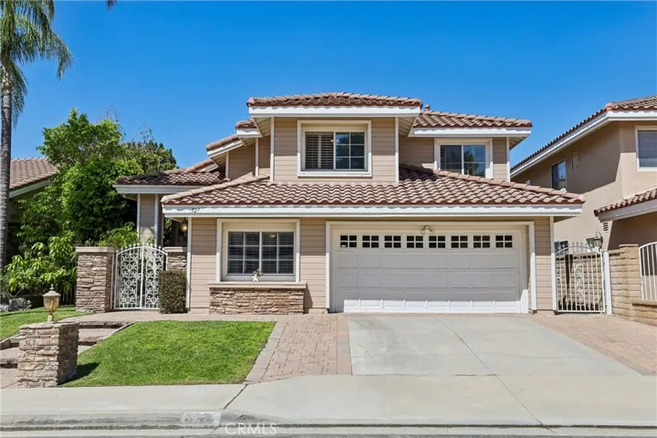 527 S Morningstar Drive, Anaheim, California 92808