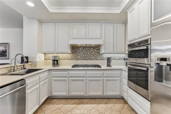 527 S Morningstar Drive, Anaheim, California 92808