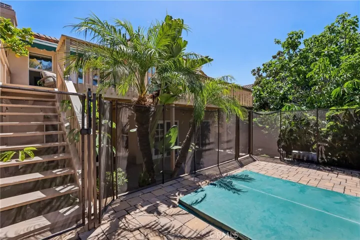 527 S Morningstar Drive, Anaheim, California 92808