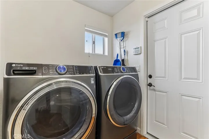 527 S Morningstar Drive, Anaheim, California 92808