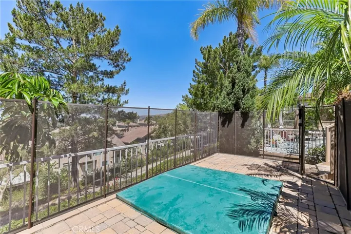 527 S Morningstar Drive, Anaheim, California 92808