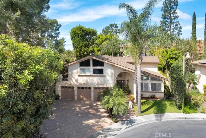701 Pepper Tree, Long Beach, California 90815