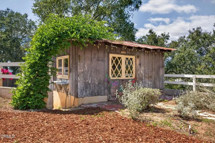 75-web-or-mls-Upmarketmedia_98How-171