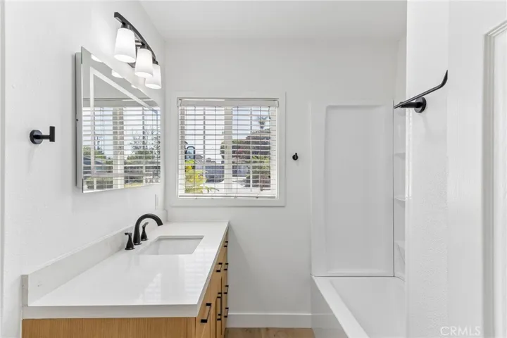 759 S Briargate, Covina, California 91723