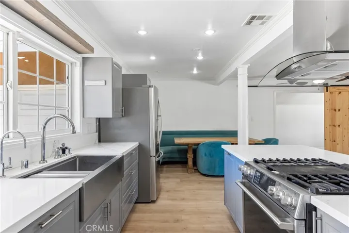 759 S Briargate, Covina, California 91723