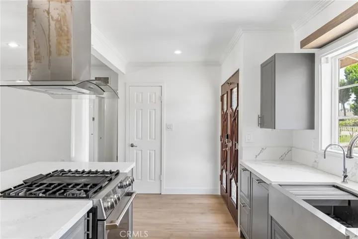 759 S Briargate, Covina, California 91723