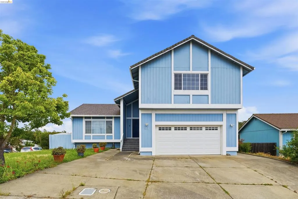 587 Birkdale Dr