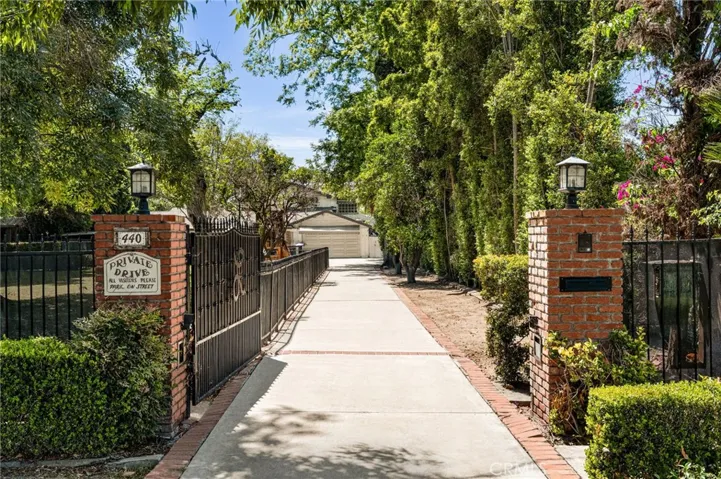 Front gate
