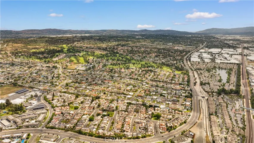 8226 Henshaw, Buena Park, California 90621