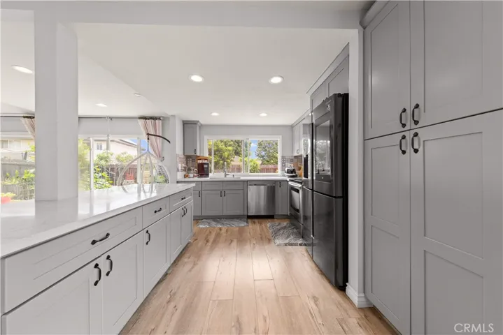 8226 Henshaw, Buena Park, California 90621