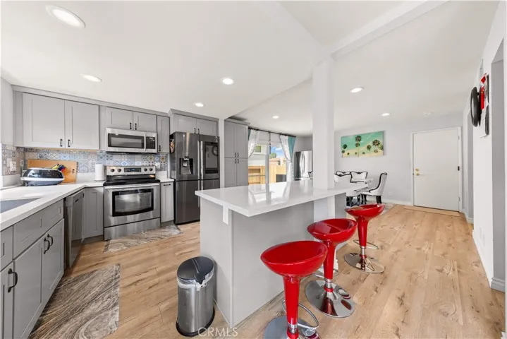 8226 Henshaw, Buena Park, California 90621