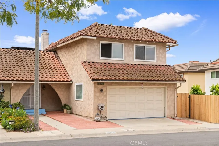 8226 Henshaw, Buena Park, California 90621