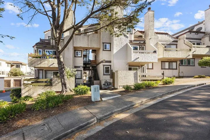 3550 Carter Drive 32, South San Francisco, California 94080
