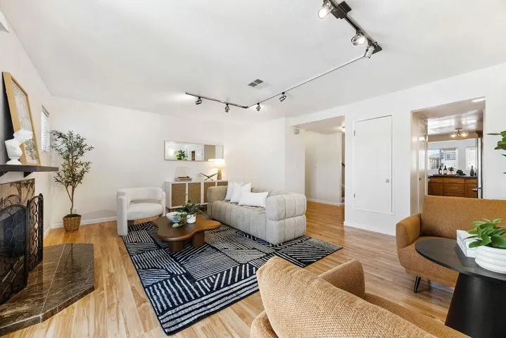 3550 Carter Drive 32, South San Francisco, California 94080