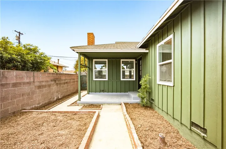 11803 Chanera, Hawthorne, California 90250