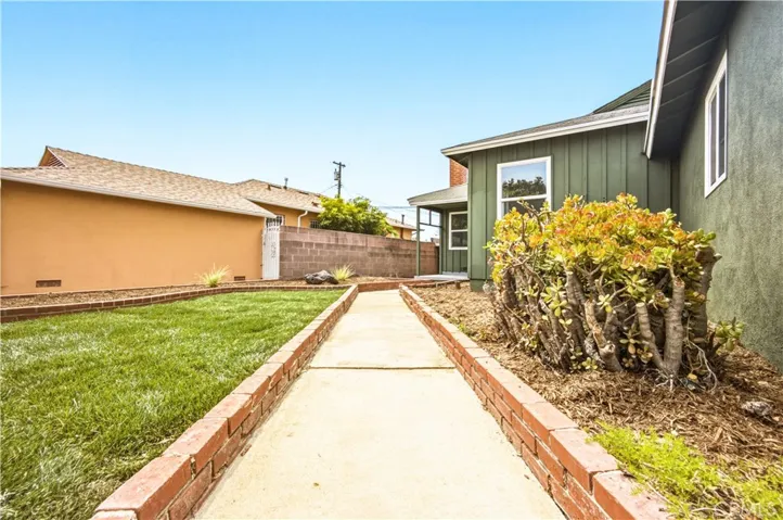 11803 Chanera, Hawthorne, California 90250