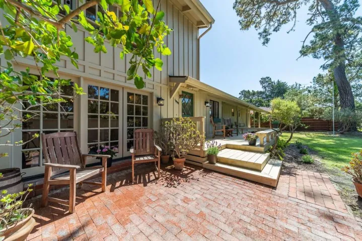 1027 Vaquero, Pebble Beach, California 93953