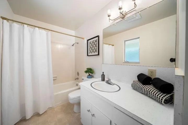 1027 Vaquero, Pebble Beach, California 93953