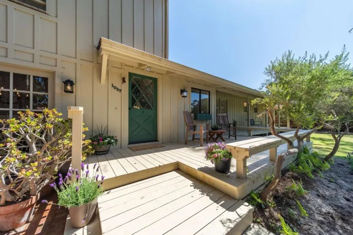 1027 Vaquero, Pebble Beach, California 93953